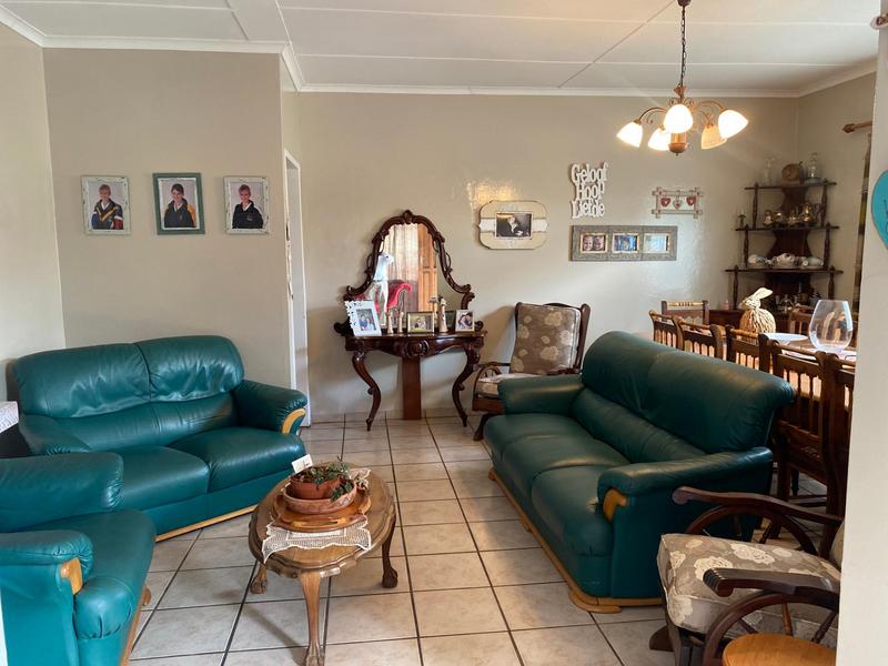 5 Bedroom Property for Sale in Komani Park Eastern Cape